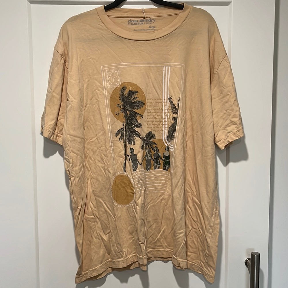 Over sized distressed Jackson Rowe tshirt
